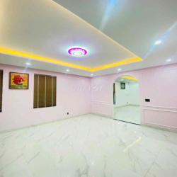 CHO THUÊ VILLA 8PN KHU SƠN TRÀ CÓ THANG MÁY MỚI TINH