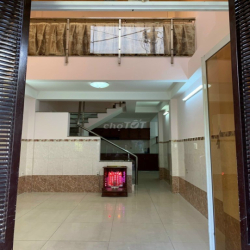 Nhà Nguyên Căn Đường Lê Thị Bạch Cát - 4PN 4WC - 3.8x10m