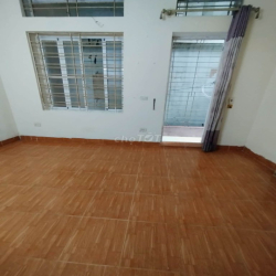 Chính chủ cho thuê nhà ngõ chợ Khâm Thiên