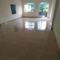 cho thuê nhà dt 4,2 x20 đường thông hxh , Nguyễn văn khói p9 gv