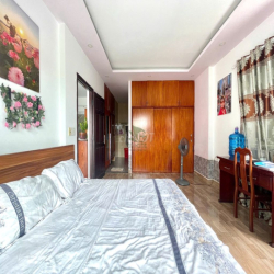 CHO THUÊ NHÀ SÂN VƯỜN 3 TẦNG FULL NỘI THẤT BẮC NHA TRANG