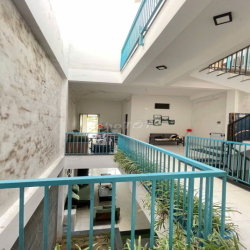 Bán nhà 3 tầng mặt tiền đường 33m Trần Phú, Đà Nẵng