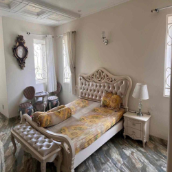 Tôi Cho Thuê Biệt Thự View Sông Trung Sơn Hầm 4 Lầu Thang Máy Ở Liền