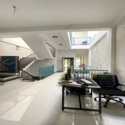 Bán nhà 3 tầng mặt tiền đường 33m Trần Phú, Đà Nẵng