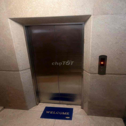 Tôi Cho Thuê Biệt Thự View Sông Trung Sơn Hầm 4 Lầu Thang Máy Ở Liền