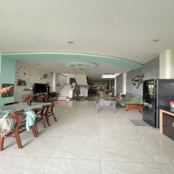 Bán nhà 3 tầng mặt tiền đường 33m Trần Phú, Đà Nẵng