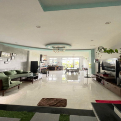 Bán nhà 3 tầng mặt tiền đường 33m Trần Phú, Đà Nẵng