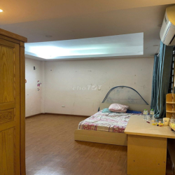 nhà ngõ 12 đỗ quang 50m x 5T ô tô đỗ cửa