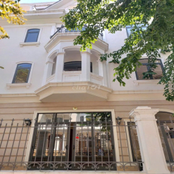 CHO THUÊ MẶT BẰNG 100M2 - KHU ĐẢO KIM CƯƠNG – QUẬN 2