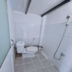 Phòng gần ngã 4 Thủ Đức, Khu CNC, 20m2, đường Đình Phong Phú, an ninh