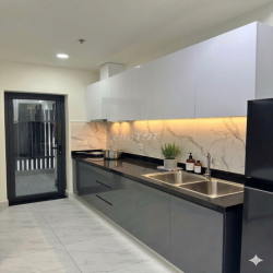 Cần cho thuê căn 2pn - đầy đủ nội thất đẹp.