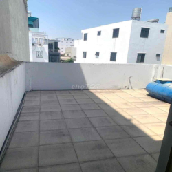 Cho thuê nhà 2 lầu và kho thích hợp ở và làm kho hàng…