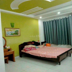 Nhà 1 trệt 2 lầu có nội thất đường số 6 BHH B bình tân 