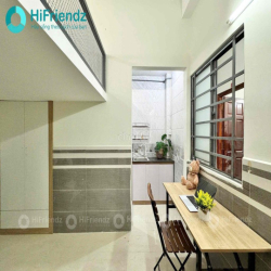 CHO THUÊ PHÒNG GÁC SẴN MÁY LẠNH- TỦ ĐỒ GẦN CHỢ THẠCH ĐÀ