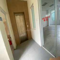 Cho thuê Văn phòng 7 tầng, 70m2, 69 triệu Phố Phan Văn Trường