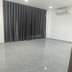 Cho thuê căn hộ cao cấp Duplex Bảy Hiền Tower, giá 30tr/th, 240m², 4PN