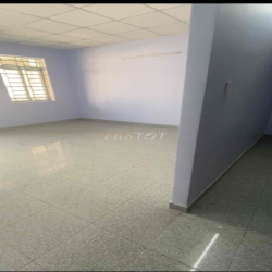 Nhà ngang 8 dài 20m 1 lầu 4 phòng Nguyễn Duy Trinh