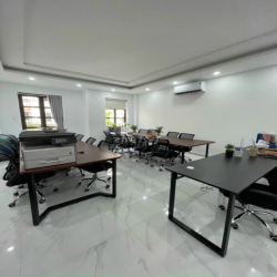 Chính chủ Cho thuê nguyên sàn tầng 1 làm VP 100m2