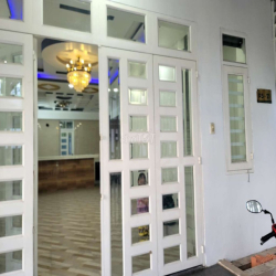 cho thuê nhà 2 tầng