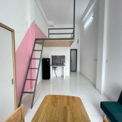 Cho thuê căn hộ Duplex ngay Đỗ Xuân Hợp - Ngã Tư Bình Thái