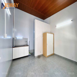 Giá tốt 4tr Phòng mới Full Nội thất. Ngã 4 Hòa Bình- Lũy Bán Bích