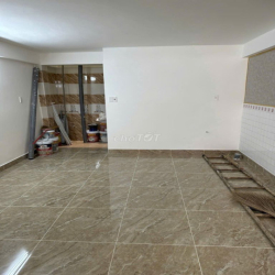 Mặt Tiền Ngay Chợ Hoàng Hoa Thám Vỉa Hè Rộng Nhà Mới.