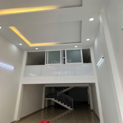 Mặt Tiền Ngay Chợ Hoàng Hoa Thám Vỉa Hè Rộng Nhà Mới.