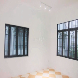 BIỆT THỰ KDC SÔNG ĐÀ, GẦN GIGAMALL, 10MX20M, 1 TRỆT 1 LẦU, 4PN, 25TR