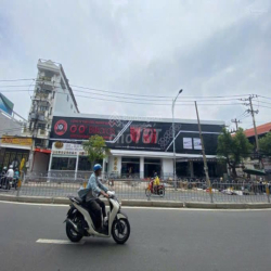 Cho thuê mặt tiền 34 Lê Văn Quới, 35x60m, tiện KD mầm non, spa, nhà hà