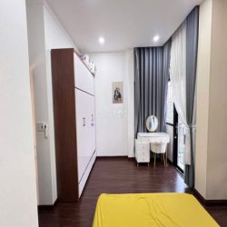 Cho thuê căn full nội thất KĐT Oasis City