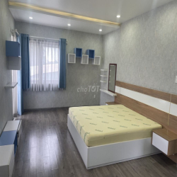 Cho thuê biệt thự, có hồ bơi.