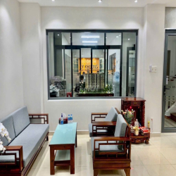 Cho Thuê nhà 39A Cửu Long, Phường 02, Quận Tân Bình.