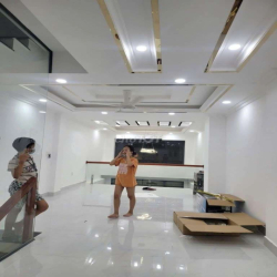 NHÀ NGUYÊN CĂN MẶT TIỀN – Q7 | MỚI 100% – CHƯA TỪNG SỬ DỤNG 