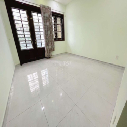 MT sát Cc Giai Việt, 4x28, Trệt 3Lâu, 4PN 5WC