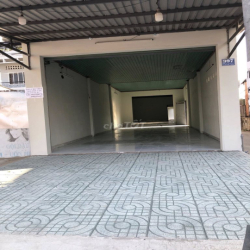 Nhà cho thuê nguyên căn, 2 mặt tiền đối diện đường vô bv ĐK Củ Chi cũ.