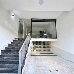CHO THUÊ MẶT BẰNG SẴN CỬA KÍNH MÁY LẠNH KHU PHƯỚC LONG GIÁ 5 TRIỆU