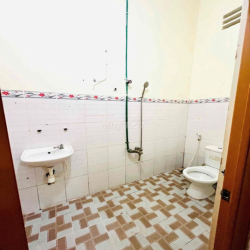 CHO THUÊ NHÀ TRỆT 2PN 2WC KDC LONG THỊNH ĐỐI DIỆN BV HOÀN MỸ 4.5TR