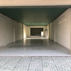 Nhà cho thuê nguyên căn, 2 mặt tiền đối diện đường vô bv ĐK Củ Chi cũ.