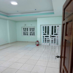 NHÀ 1 TRỆT 2 LẦU CHÁNH NGHĨA