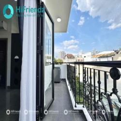 🌞 Phòng Ngập Ánh Sáng – Ban Công Chill