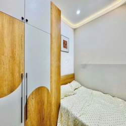 Cho thuê nhà nguyên căn Nguyễn Văn Trỗi Phú Nhuận, 4PN, giá 14 triệu