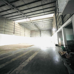 Xưởng + kho lạnh 2000m2