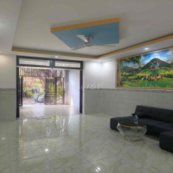 bán nhà sổ chung, dt 4x14m2, giá 1,35 tỉ, thái hòa, Bình Dương