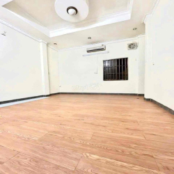 nhà gần Hàng Xanh🇻🇳 DT 4x15m - 4 Tầng -4PN-3WC chỉ 15 triệu