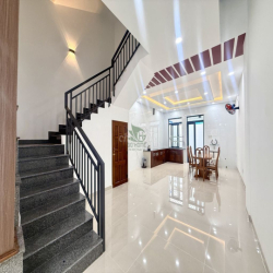 CHO THUÊ NHÀ 4 PHÒNG NGỦ MỚI XÂY KHU ĐÔ THỊ PHƯỚC LONG