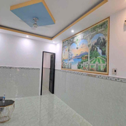 bán nhà sổ chung, dt 4x14m2, giá 1,35 tỉ, thái hòa, Bình Dương