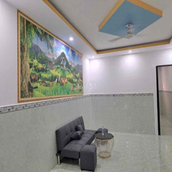 bán nhà sổ chung, dt 4x14m2, giá 1,35 tỉ, thái hòa, Bình Dương