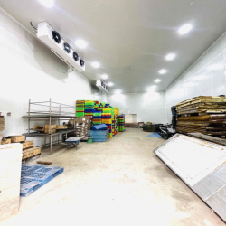 Xưởng + kho lạnh 2000m2