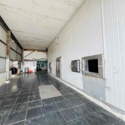 Xưởng + kho lạnh 2000m2