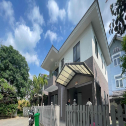 Chính chủ cho thuê biệt thự Valora sân vườn 3 PN - *** - Phúc